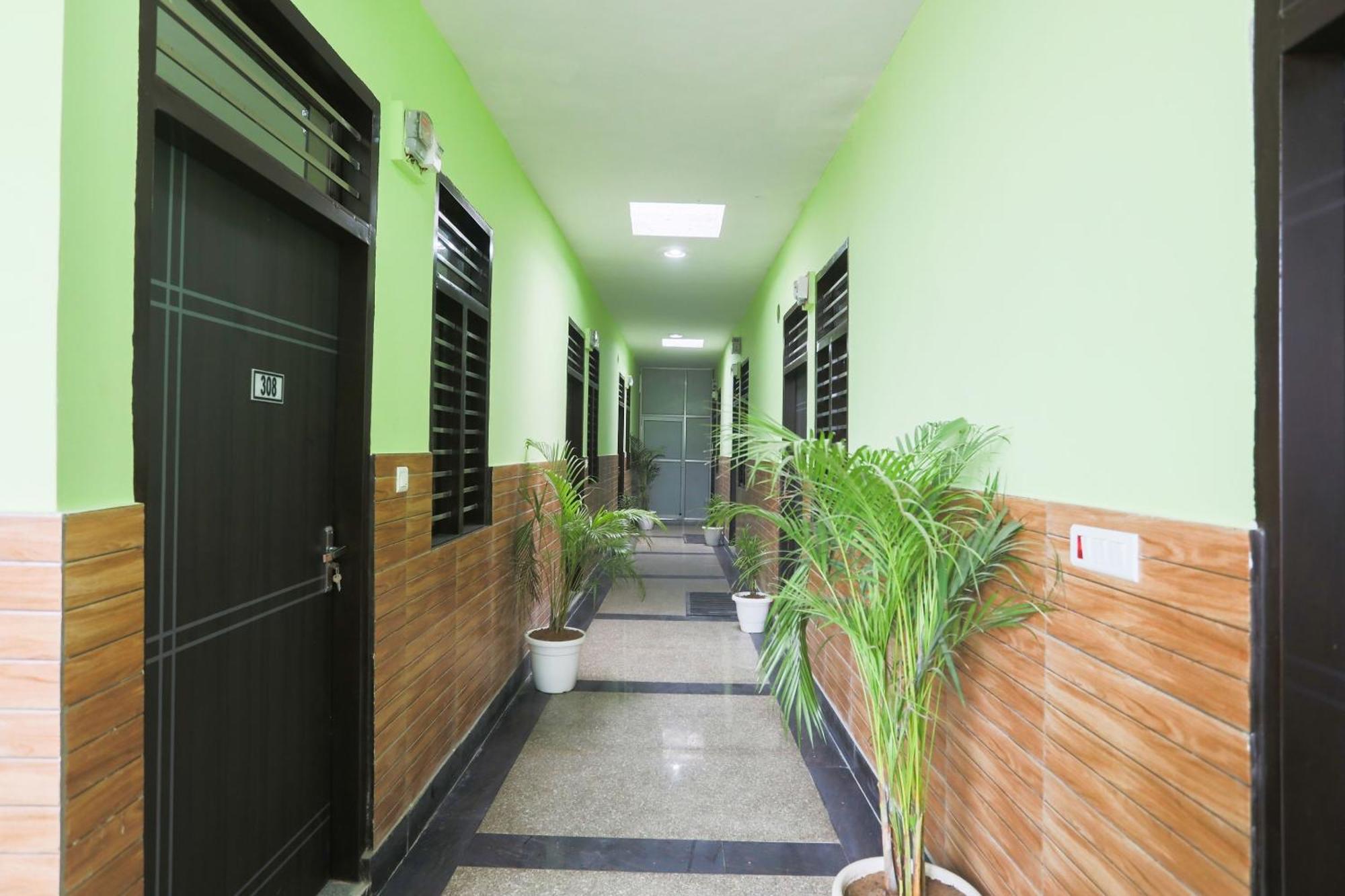 Hotel Capital O A-One Manesar Exterior foto