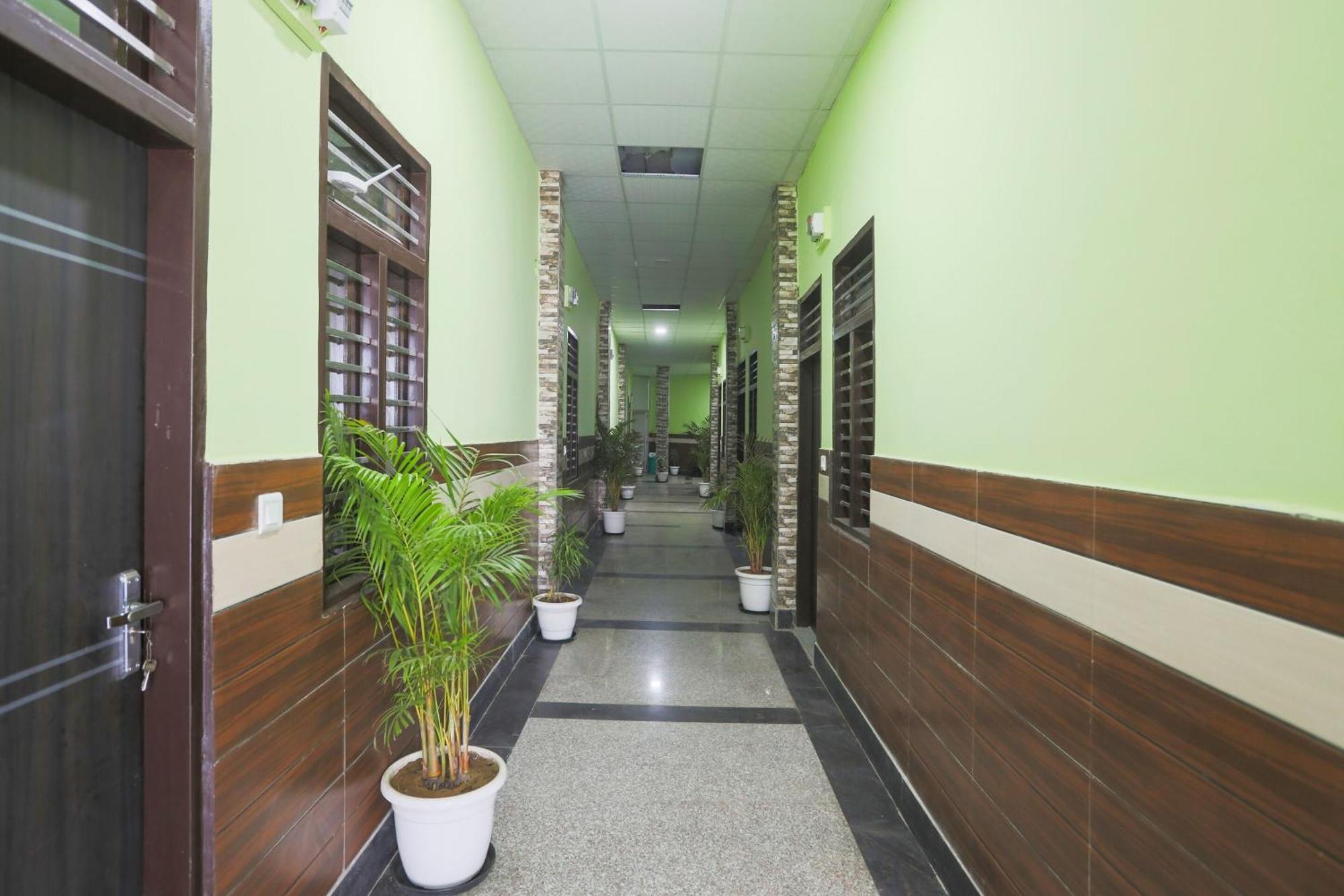 Hotel Capital O A-One Manesar Exterior foto